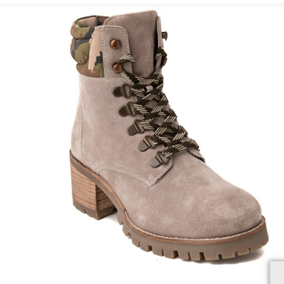 Crevo Shoes - NIB Crevo Joyce Boot